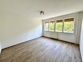 Eladó 33 m²-estársasházi lakás XI. Kerület (Kelenföld) , Fehérvári út: 58'900'000 Ft