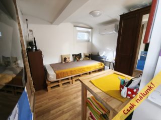 Eladó 20 m²-estársasházi lakás XIII. Kerület (Angyalföld) , Angyalföld: 26'900'000 Ft