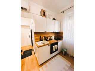 Eladó 36 m²-estársasházi lakás XIII. Kerület (Újlipótváros) , Pozsonyi út közeli utca: 59'900'000 Ft