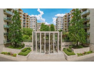 Eladó 72 m²-estársasházi lakás XIII. Kerület (Újlipótváros – Rómaikert) , Hegedűs Gyula utca: 153'000'000 Ft