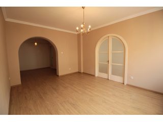 Kiadó 70 m²-estársasházi lakás XIII. Kerület (Újlipótváros) , Visegrádi utca: 290'000 Ft