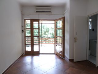 Kiadó 76 m²-escsaládi házban kialakított iroda XIV. Kerület (Alsórákos) , Örs vezér útja: 200'000 Ft