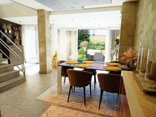 Eladó 260 m²-escsaládi ház XIV. Kerület (Alsórákos) , Vadvirág utca: 309'000'000 Ft