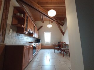 Kiadó 110 m²-estársasházi lakás XIV. Kerület (Istvánmező) , Izsó utca: 660 EUR