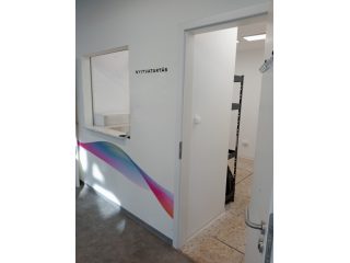 Kiadó 6 m²-esüzlet üzletházban XIX. Kerület (Központ) , Kossuth Lajos utca: 140'000 Ft