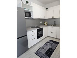 Kiadó 50 m²-estársasházi lakás XIX. Kerület (Központ) , Vak Bottyán út: 330'000 Ft