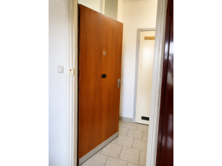Eladó 27 m²-estársasházi lakás XIX. Kerület (Lakótelep) , Petőfi utca: 44'900'000 Ft