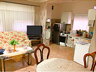 Eladó 80 m²-esházrész XV. Kerület (Pestújhely) , Thököly utca: 65'000'000 Ft