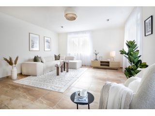 Eladó 212 m²-escsaládi ház XVI. Kerület (Mátyásföld) , Újszász utca közeli utca: 237'000'000 Ft