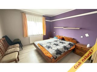 Eladó 76 m²-estársasházi lakás XVII. Kerület (Rákoshegy) , Ilex környékén lévő utca: 89'900'000 Ft