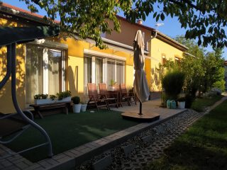 Eladó 105 m²-escsaládi ház XVII. Kerület (Rákoskert) , Bodonyi utca környéki utca: 120'500'000 Ft