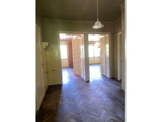 Eladó 117 m²-estársasházi lakás XVIII. Kerület (Bókaytelep) , Üllői út: 89'000'000 Ft