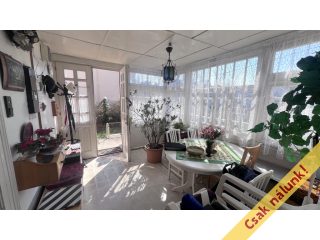 Eladó 100 m²-escsaládi ház XVIII. Kerület (Bókaytelep) , Wlassics Gy. utca: 111'000'000 Ft