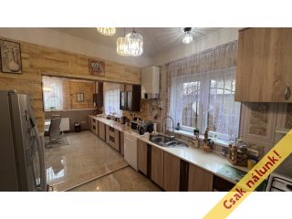 Eladó 192 m²-escsaládi ház XVIII. Kerület (Liptáktelep) , Darányi Ignác utca: 169'900'000 Ft