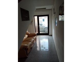 Eladó 628 m²-esegyéb üzlethelyiség XX. Kerület (Erzsébetfalva) , Határ út: 650'000 EUR