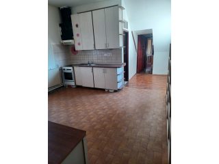 Eladó 78 m²-estársasházi lakás XX. Kerület (Erzsébetfalva) , Szt. Erzsébet  tér utca: 60'000'000 Ft