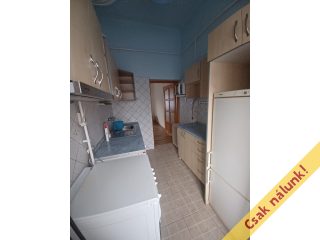 Eladó 28 m²-esházrész XX. Kerület (Erzsébetfalva) , Tátra téi piacnál utca: 27'000'000 Ft