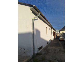 Eladó 180 m²-escsaládi ház XX. Kerület (Erzsébetfalva) , Vágóhíd közeli utca: 99'000'000 Ft