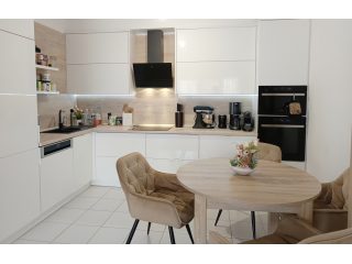 Eladó 47 m²-estársasházi lakás XX. Kerület (Mediterrán lakópark) , Téglagyártó utca: 84'000'000 Ft