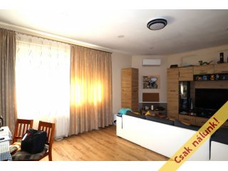 Eladó 85 m²-escsaládi ház XXI. Kerület (Királyerdő) , Csepel, Királyerdő: 75'000'000 Ft