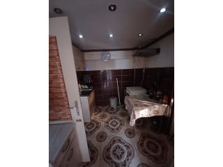 Kiadó 32 m²-escsaládi ház XXIII. Kerület (Soroksár) , Hősök teréhez közeli utca: 150'000 Ft