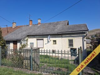 Eladó 65 m²-esikerház Csernely, Szabadság utca: 6'900'000 Ft