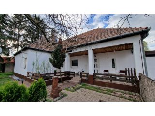 Eladó 30000 m²-esmezőgazdasági ingatlan Dabas, Városközpont közeli utca: 195'000'000 Ft