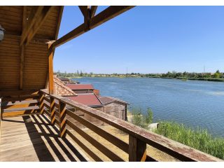 Eladó 145 m²-escsaládi ház Délegyháza, Bányász sor: 164'900'000 Ft