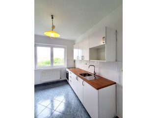 Kiadó 100 m²-esházrész Dinnyés, Pákozdi utca: 250'000 Ft