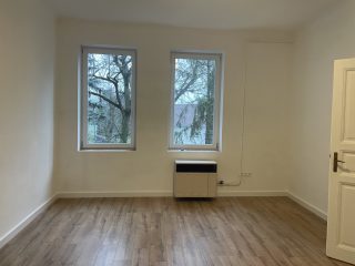 Eladó 48 m²-estársasházi lakás Ercsi, Kedvelt ltp. utca: 29'900'000 Ft