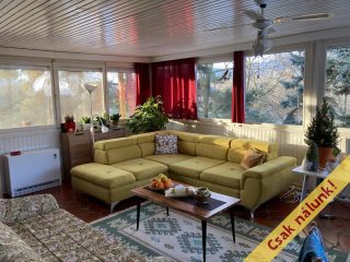 Eladó 125 m²-escsaládi ház Esztergom, Hegyalja utca: 109'000'000 Ft