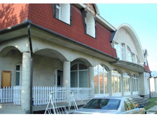 Eladó 320 m²-escsaládi ház Fót, Fót: 149'000'000 Ft