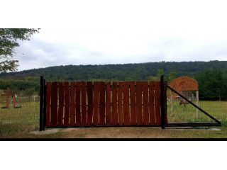 Eladó 10069 m²-estelek Fót, Őzike utca: 95'000'000 Ft