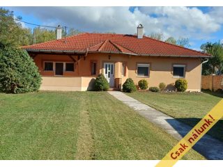 Eladó 106 m²-escsaládi ház Göd, Göd Nevelek: 139'000'000 Ft