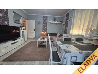 Eladó 74 m²-estársasházi lakás Gyömrő, Mendei út környéki utca: 74'900'000 Ft