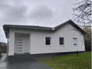 Eladó 84 m²-escsaládi ház Gyömrő, Petőfi telep: 113'000'000 Ft