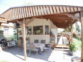 Eladó 117 m²-escsaládi ház Halásztelek, Dózsa utca: 87'750'000 Ft