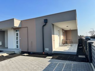 Eladó 46 m²-estársasházi lakás Hatvan, Géza fejedelem utca: 53'800'000 Ft