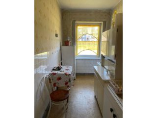 Eladó 53 m²-estársasházi lakás Komló, Kossuth Lajos utca: 9'800'000 Ft