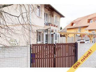 Eladó 80 m²-estársasházi lakás Maglód, Klenovatelep utca: 89'900'000 Ft