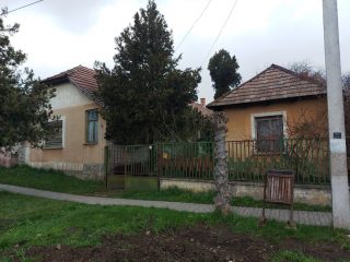 Eladó 90 m²-escsaládi ház Márianosztra, Kossuth út: 16'000'000 Ft