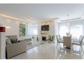 Eladó 182 m²-esikerház Mogyoród, Fóti út: 188'000'000 Ft