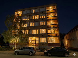 Eladó 58 m²-estársasházi lakás Monor, Mátyás király utca: 53'000'000 Ft