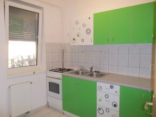 Kiadó 49 m²-estársasházi lakás Nyíregyháza, 4-es Huszárok útja: 125'000 Ft