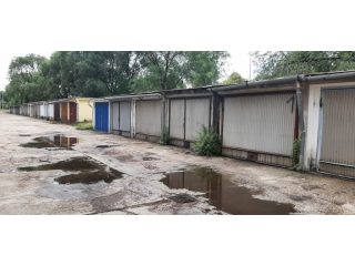 Kiadó 14 m²-eskülönálló garázs Nyíregyháza, Árpád utca: 25'000 Ft