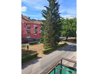 Eladó 37 m²-estársasházi lakás Ózd, Árpád v. út: 9'900'000 Ft