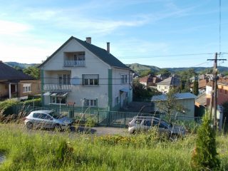 Eladó 140 m²-escsaládi ház Ózd, Előd vezér utca: 14'500'000 Ft