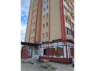 Eladó 49 m²-esüzlethelyiség utcai bejárattal Ózd, Ív út: 2'500'000 Ft