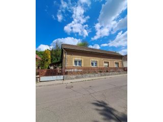 Eladó 75 m²-escsaládi ház Ózd, Katona J. út: 15'900'000 Ft