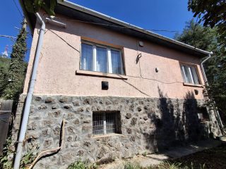 Eladó 80 m²-escsaládi ház Ózd, Pásztor utca: 9'000'000 Ft